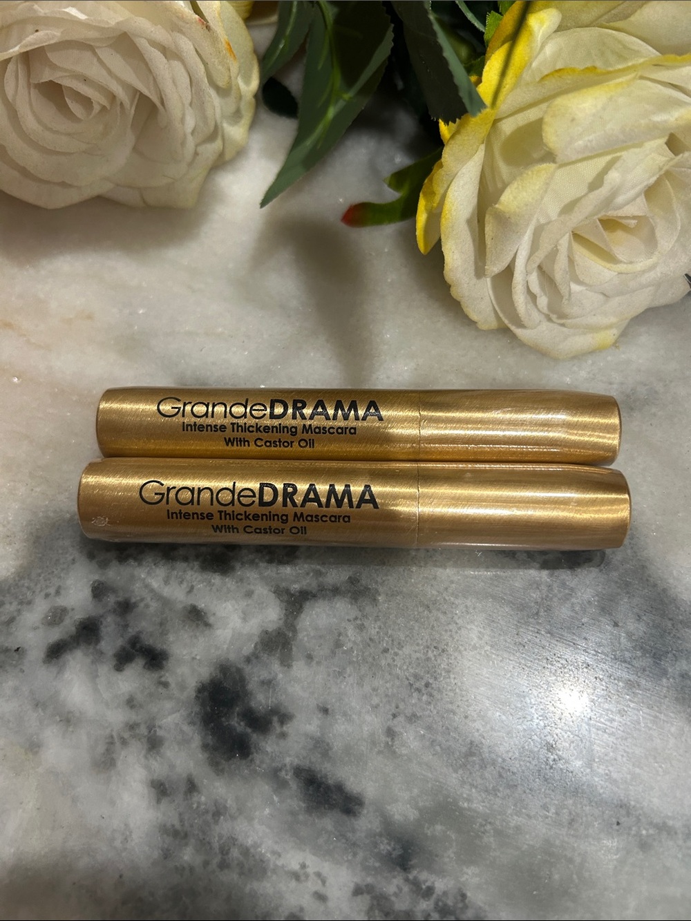 Intense Thickening Mascara - Gold